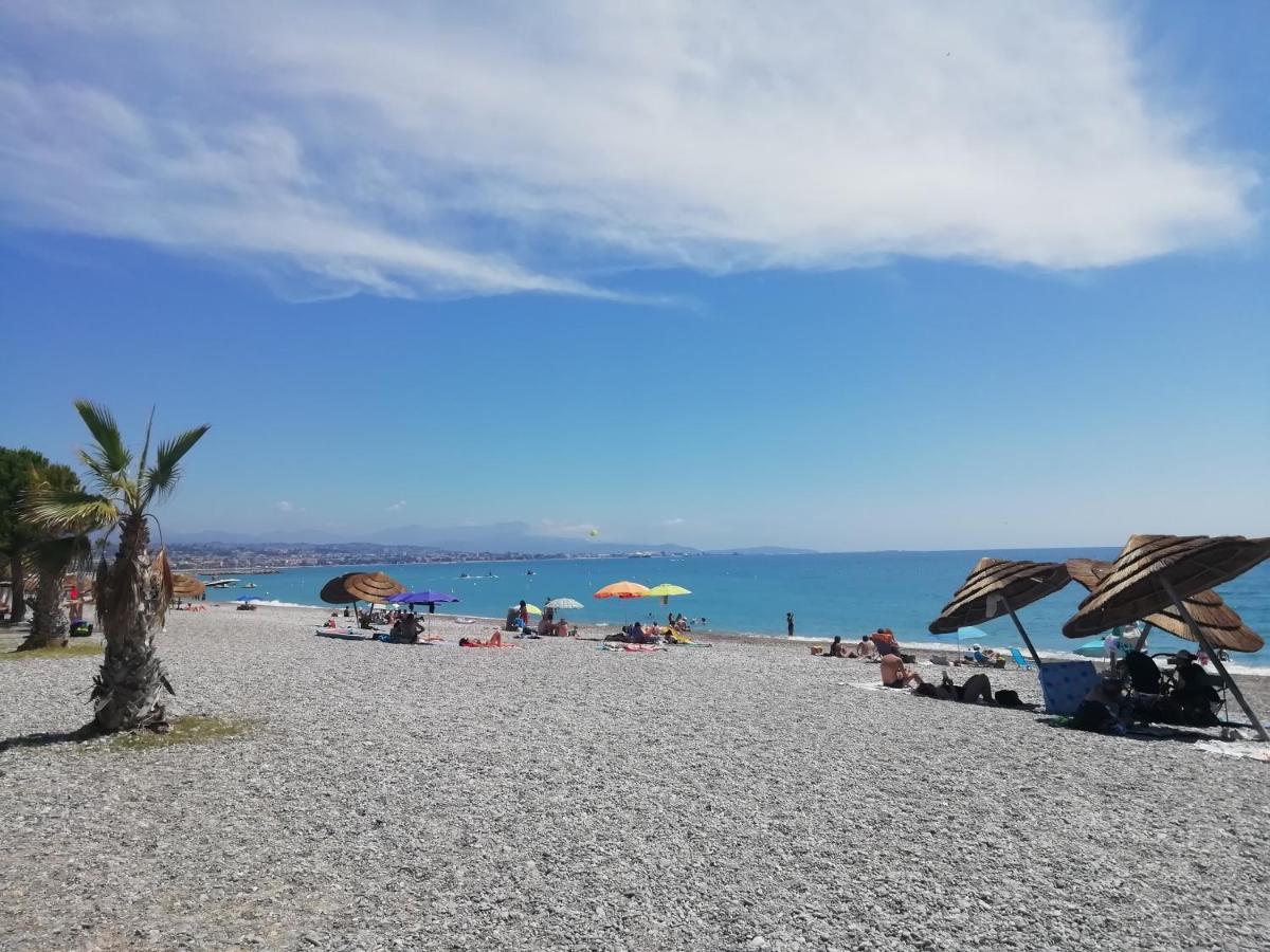 Cote D'Azur Joli Studio 50M Plage, Climatisation , Parking. فينوف لوبيه المظهر الخارجي الصورة